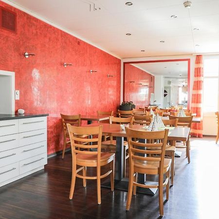 Hotel Loewen Niederuzwil Exteriör bild